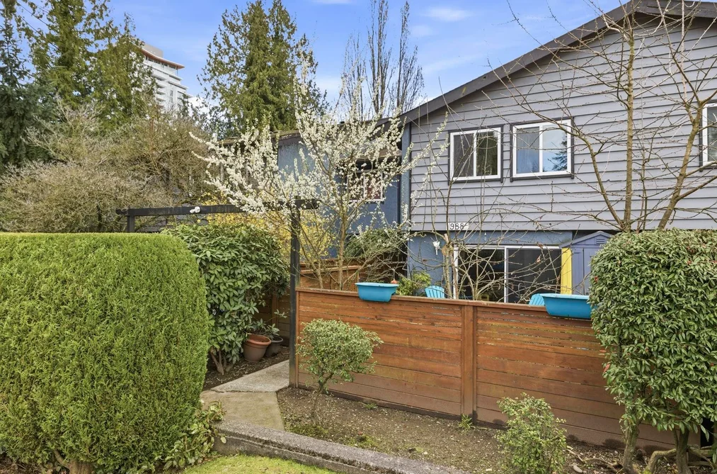 988 HOWIE AVENUE, Coquitlam BC V3J 1T3, Coquitlam BC — Residential for Sale - Photo 2