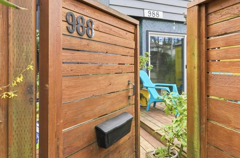 988 HOWIE AVENUE, Coquitlam BC V3J 1T3, Coquitlam BC — Residential for Sale - Photo 3
