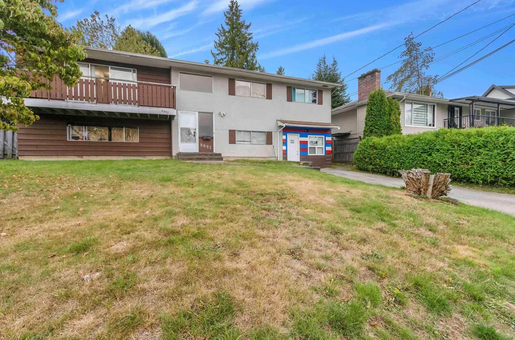 House for sale at 9892 130 Street Surrey British Columbia - MLS: R3109342