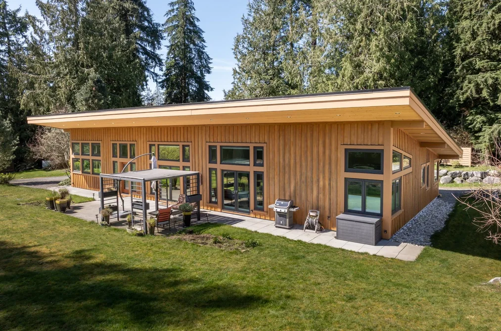 990 CHASTER ROAD, Gibsons BC V0N 1V4, Gibsons BC — Residential for Sale - Photo 2