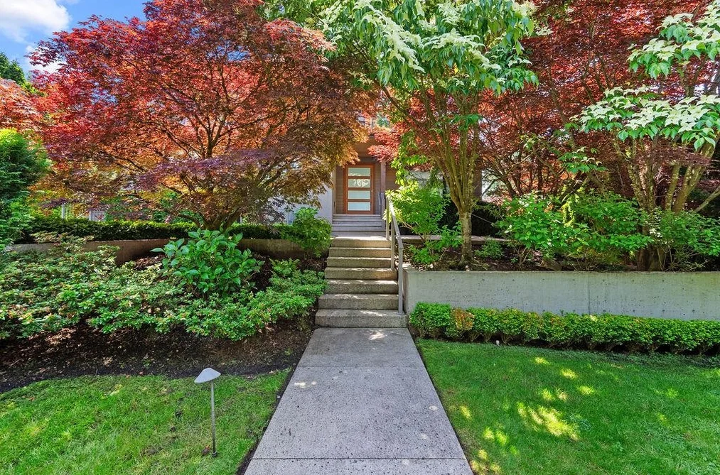 990 JEFFERSON AVENUE, West Vancouver BC V7T 2A4, West Vancouver BC — Residential for Sale - Photo 2