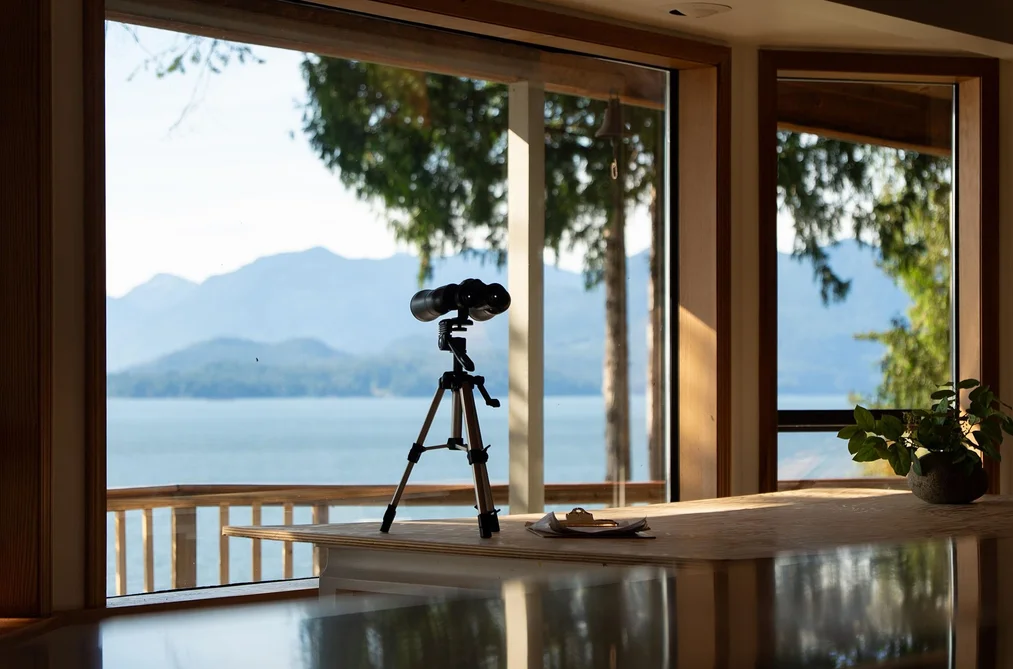 House for sale at 990 Windjammer Road Bowen Island British Columbia - MLS: R3141428