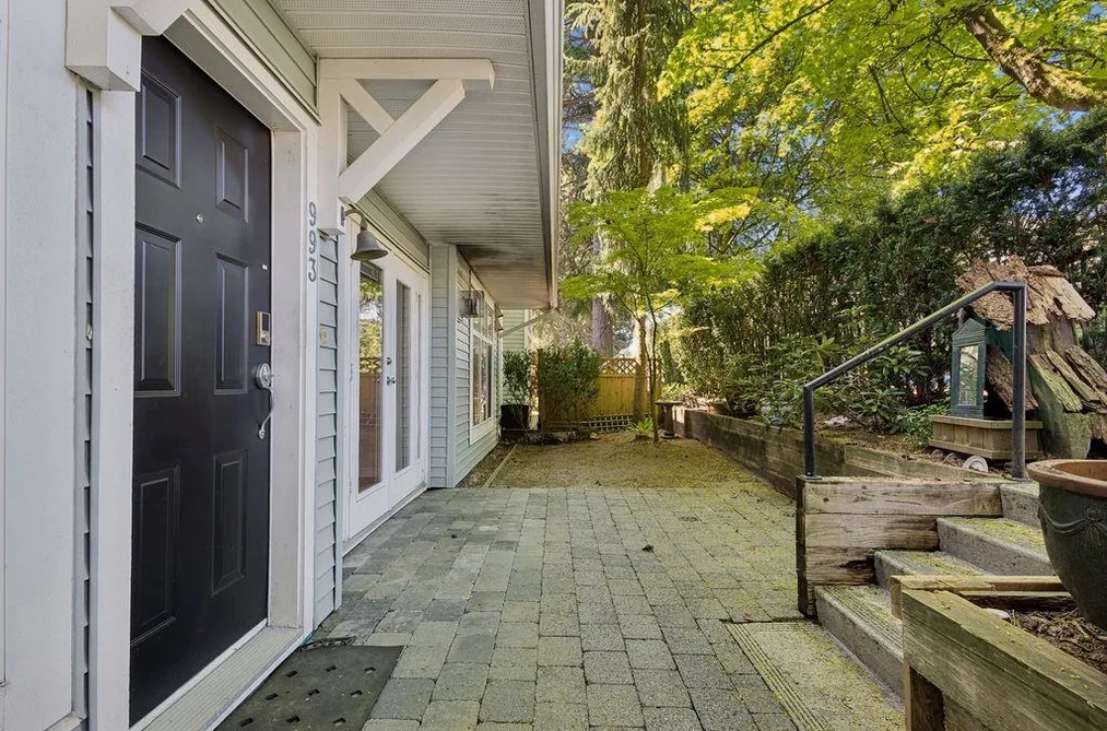 Condo for sale at 993 Lynn Valley Road North Vancouver British Columbia - MLS: R3123541