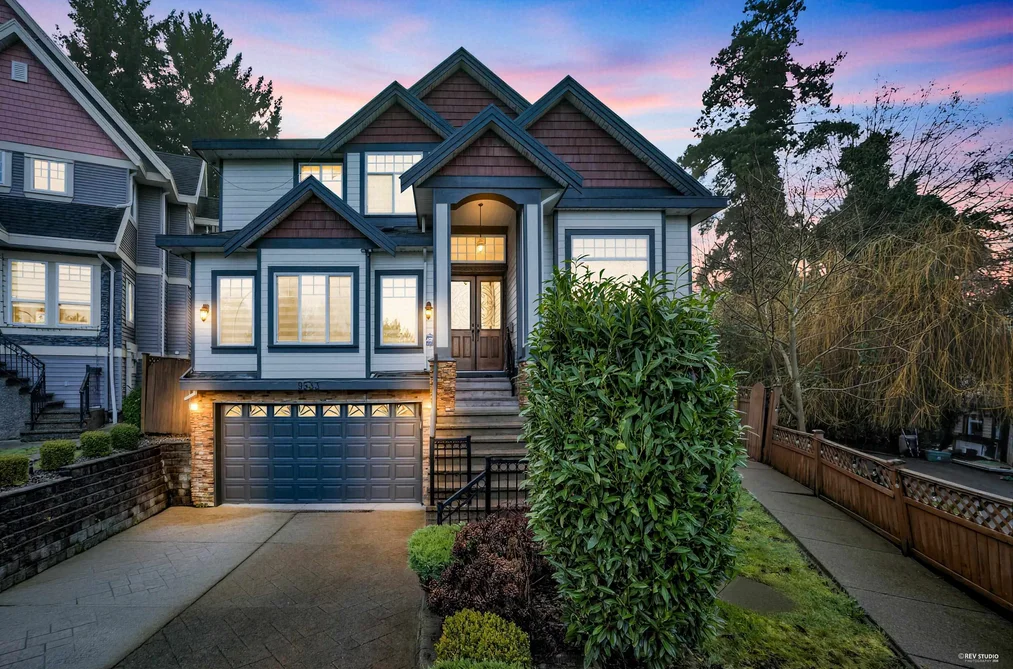 House for sale at 9933 116a Street Surrey British Columbia - MLS: R3080465