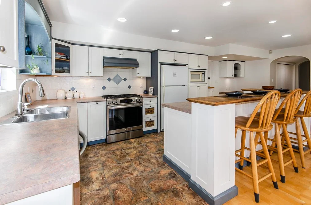 994 WELDON COURT, Port Moody BC V3H 1H4, Port Moody BC — Residential for Sale - Photo 5