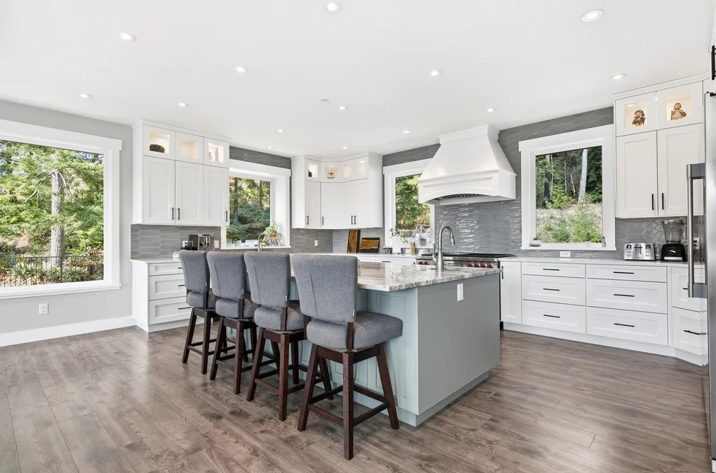 9960 LINDSAY TERRACE, Mission BC V2V 7E6, Mission BC — Residential for Sale - Photo 4