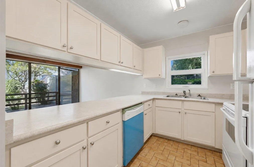 9981 MILLBURN COURT, Burnaby BC V3N 4M8, Burnaby BC — Residential for Sale — Photo 12 of 40