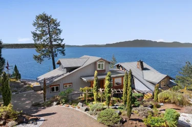 9987 Welcome Wynd, Halfmoon Bay, BC - MLS: R3081426