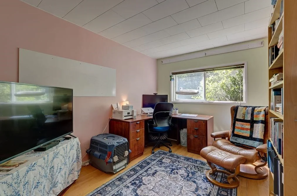 999 REED ROAD, Gibsons BC V0N 1V7, Gibsons BC — Residential for Sale — Photo 17 of 31
