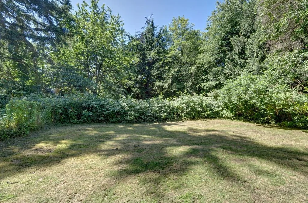 999 REED ROAD, Gibsons BC V0N 1V7, Gibsons BC — Residential for Sale — Photo 22 of 31