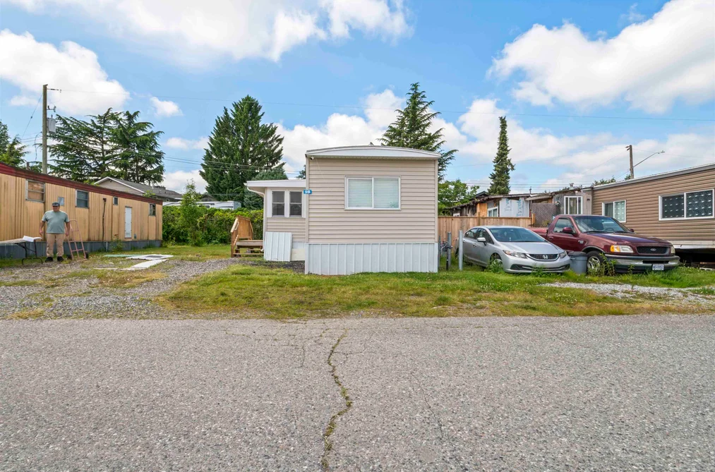 Manufactured Home for sale at 9b 26892 Fraser Highway Langley British Columbia - MLS: R3103761