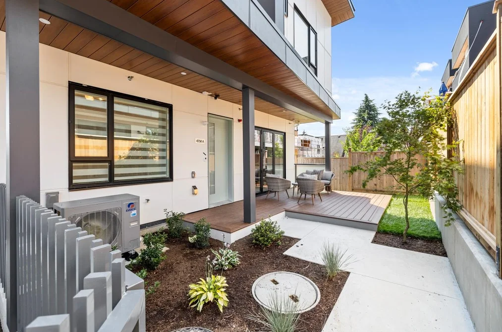A 4258 SOPHIA STREET, Vancouver, BC — Residential for Sale — Photo 3 of 35