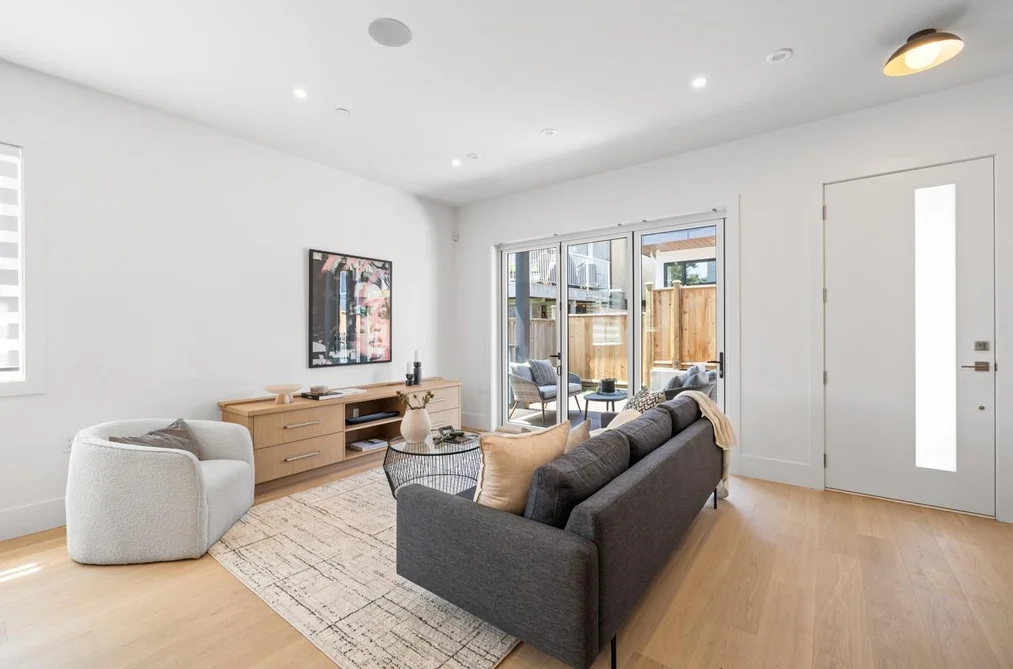 A 4258 SOPHIA STREET, Vancouver, BC — Residential for Sale — Photo 8 of 35