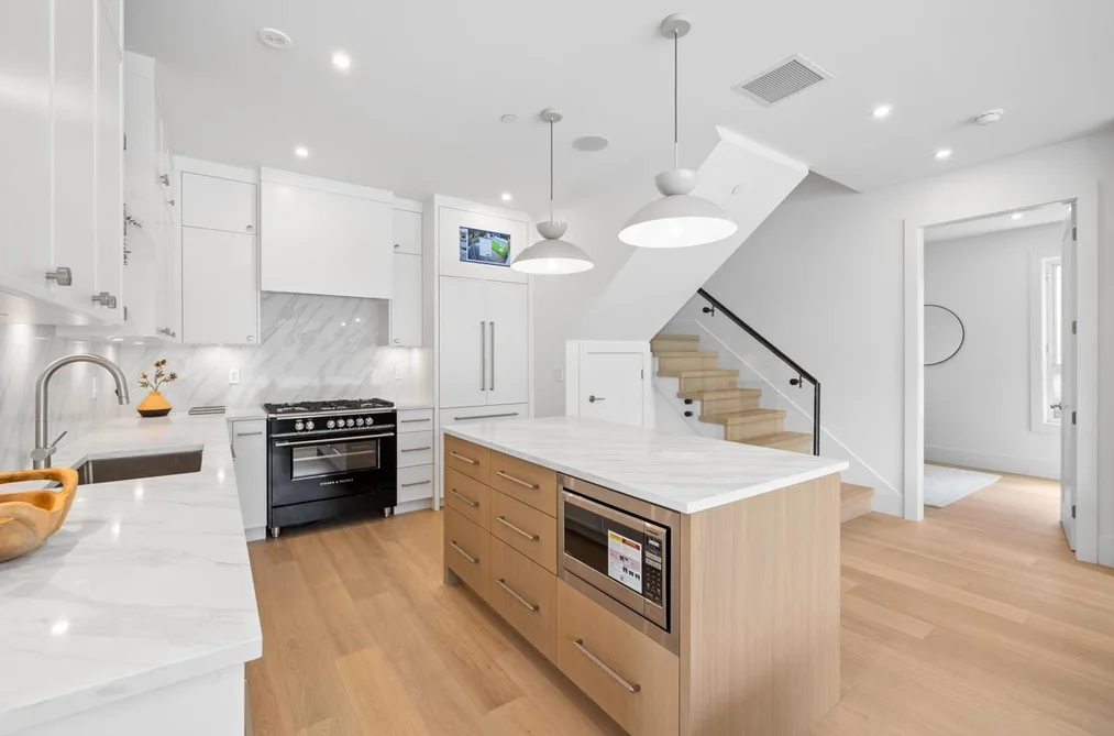 A 4260 SOPHIA STREET, Vancouver, BC — Residential for Sale — Photo 12 of 40