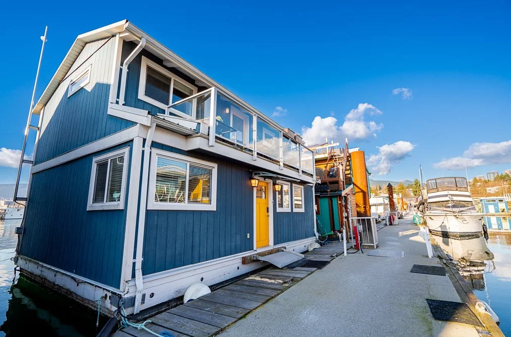 A015 415 ESPLANADE AVENUE, North Vancouver BC V7M 1A6, North Vancouver BC — Residential for Sale - Photo 3