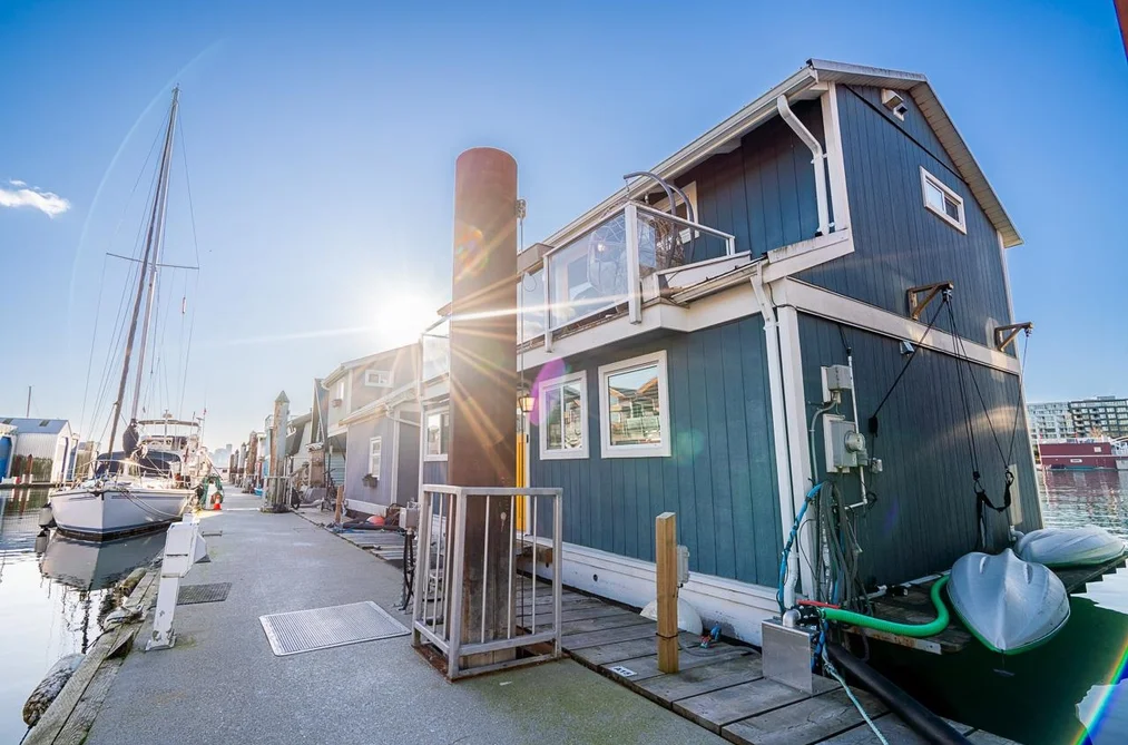 A015 415 ESPLANADE AVENUE, North Vancouver BC V7M 1A6, North Vancouver BC — Residential for Sale - Photo 4