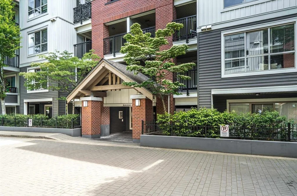 Condo for sale at A101 8929 202 Street Langley British Columbia - MLS: R3151537