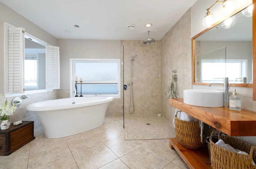 A27 415 W ESPLANADE AVENUE, North Vancouver BC V7M 1A6, North Vancouver BC — Residential for Sale - Photo 5