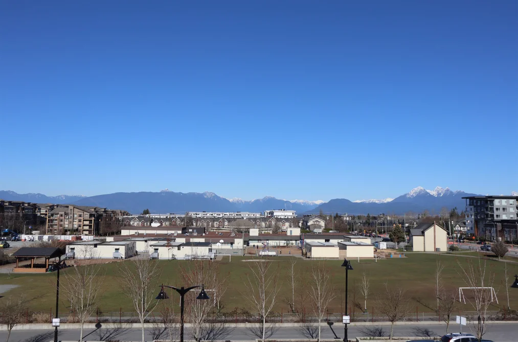 A327 20727 WILLOUGHBY TOWN CENTRE DRIVE, Langley BC V2Y 3N1, Langley BC — Residential for Sale - Photo 2