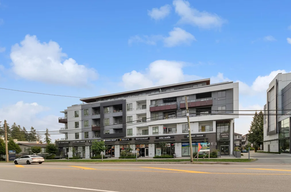 Condo for sale at A404 14468 72 Avenue Surrey British Columbia - MLS: R3097301