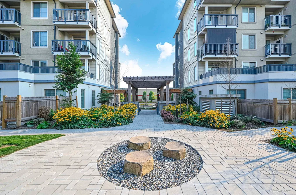 A414 20487 65 AVENUE, Langley BC V2Y 3K5, Langley BC — Residential for Sale - Photo 2