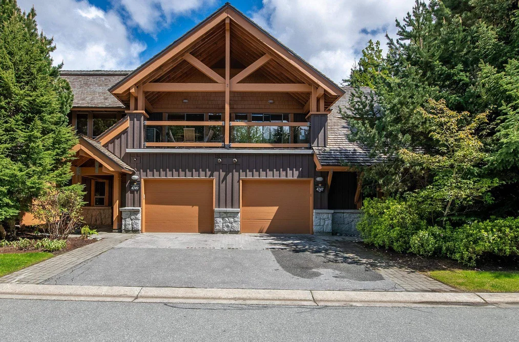 Townhouse for sale at A/B 4747 Settebello Drive Whistler British Columbia - MLS: R3101324