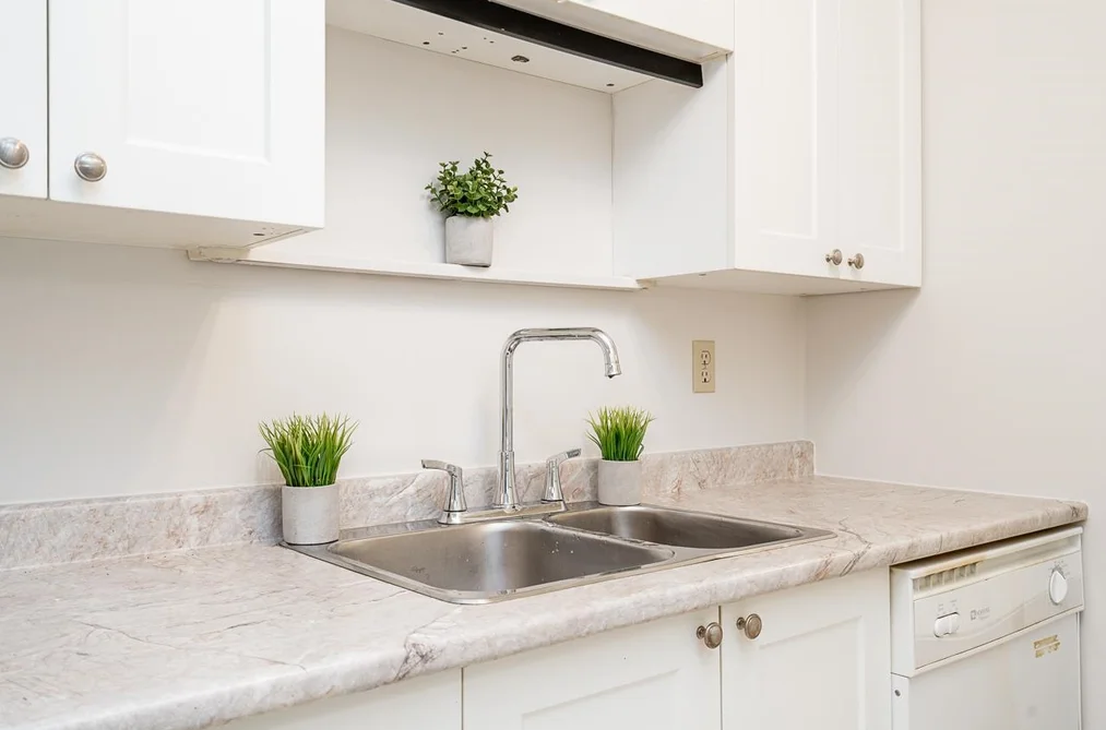AVE 106 33956 ESSENDENE AVENUE, Abbotsford BC V2S 6E7, Abbotsford BC — Residential for Sale - Photo 3