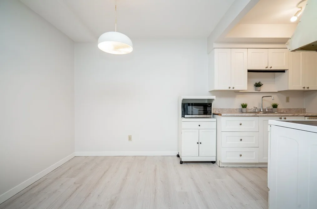 AVE 106 33956 ESSENDENE AVENUE, Abbotsford BC V2S 6E7, Abbotsford BC — Residential for Sale - Photo 5