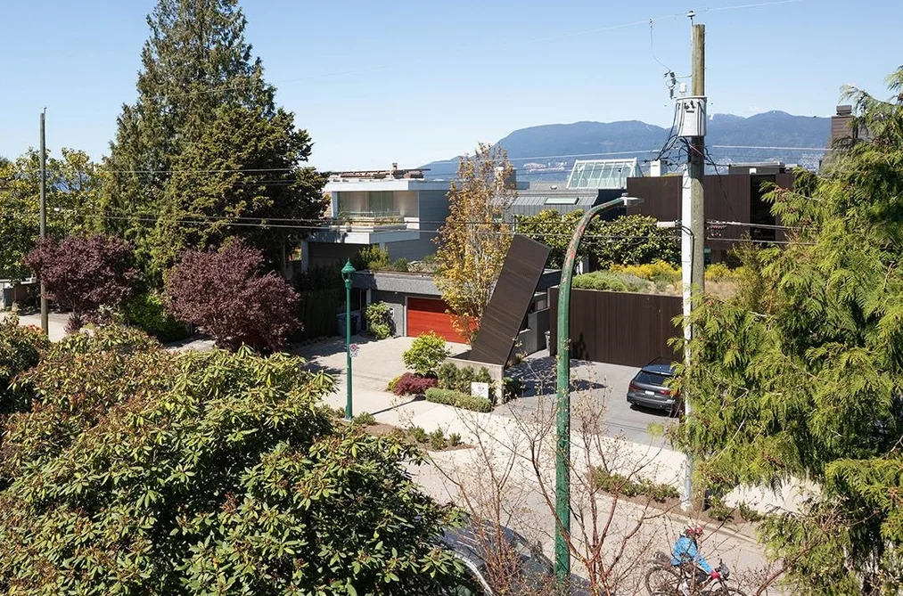 B 3546 POINT GREY ROAD, Vancouver BC V6R 1A8, Vancouver BC — Residential for Sale - Photo 3