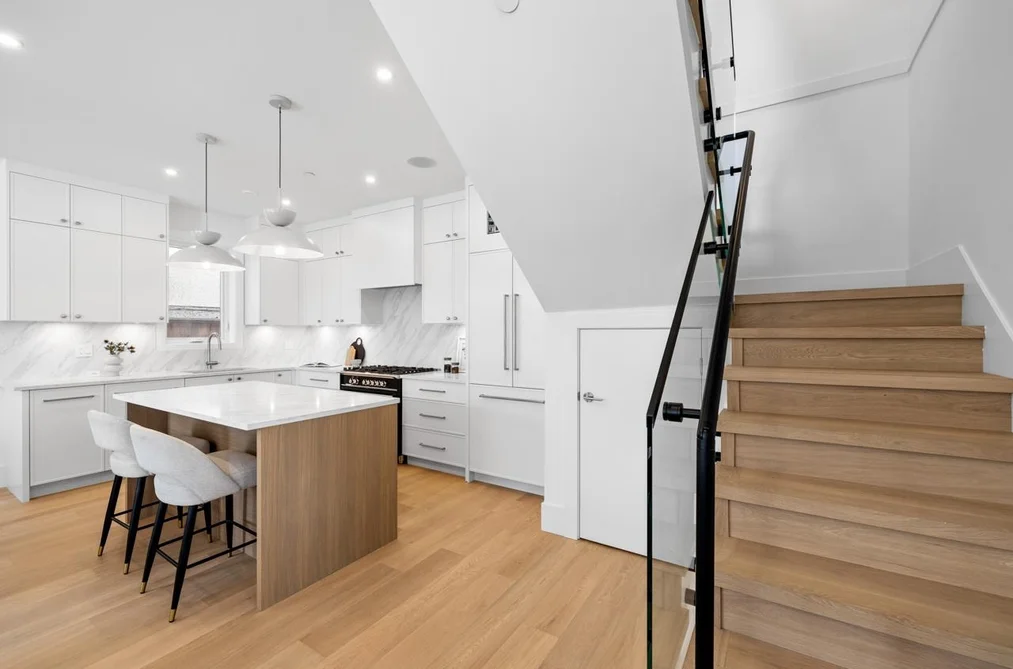 B 4260 SOPHIA STREET, Vancouver, BC — Residential for Sale — Photo 10 of 40