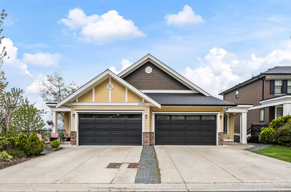 Half Duplex for sale at B 47009 Sylvan Drive Chilliwack British Columbia - MLS: R3115510