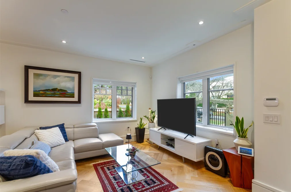 B 7061 CYPRESS STREET, Vancouver BC V7N 3E6, Vancouver BC — Residential for Sale - Photo 5