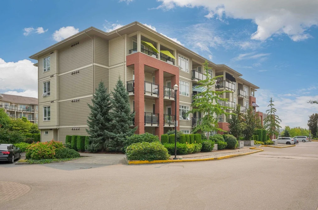 B208 20211 66TH AVENUE, Langley BC V2Y 0L4, Langley BC — Residential for Sale - Photo 2