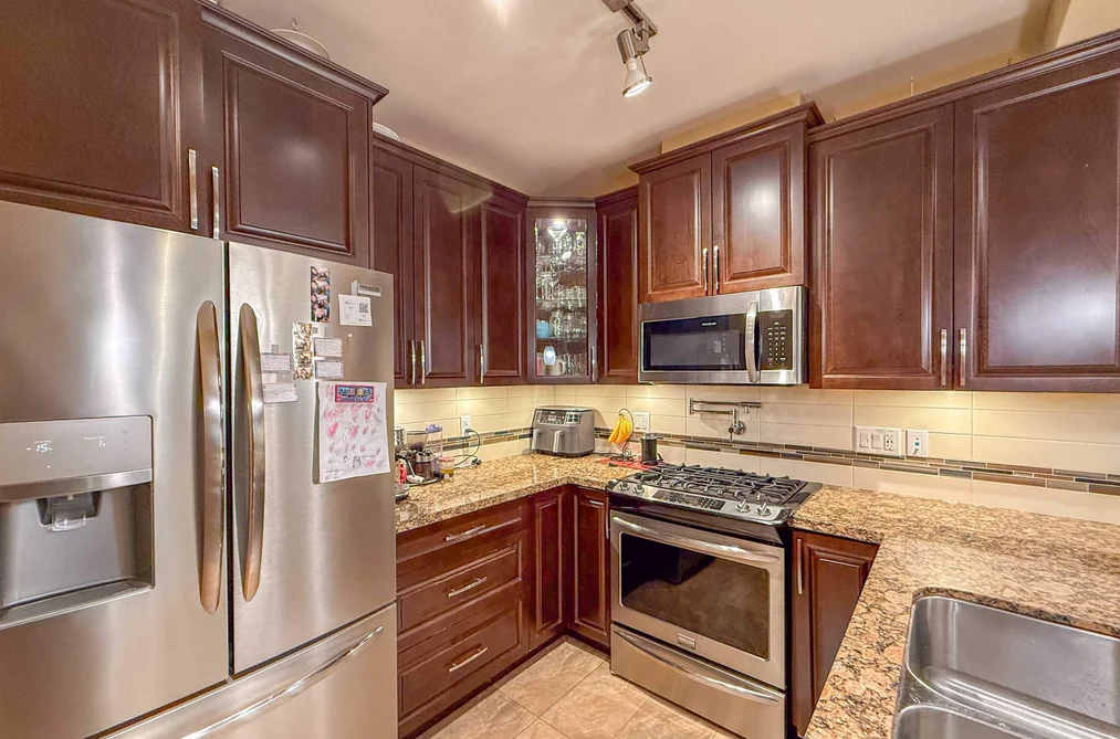 B225 8218 207A STREET, Langley BC V2Y 0Y1, Langley BC — Residential for Sale — Photo 3 of 16