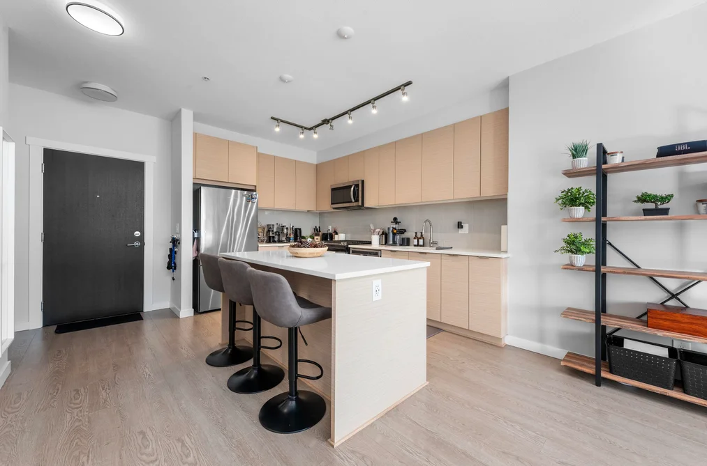B303 8150 207 STREET, Langley BC V2Y 4J3, Langley BC — Residential for Sale - Photo 3