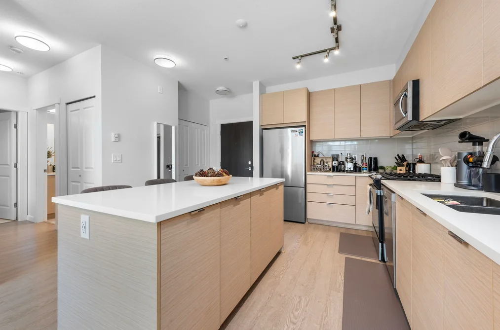 B303 8150 207 STREET, Langley BC V2Y 4J3, Langley BC — Residential for Sale - Photo 4