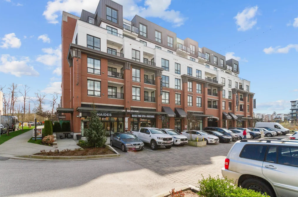 Condo for sale at B308 20018 83a Avenue Langley British Columbia - MLS: R3105396