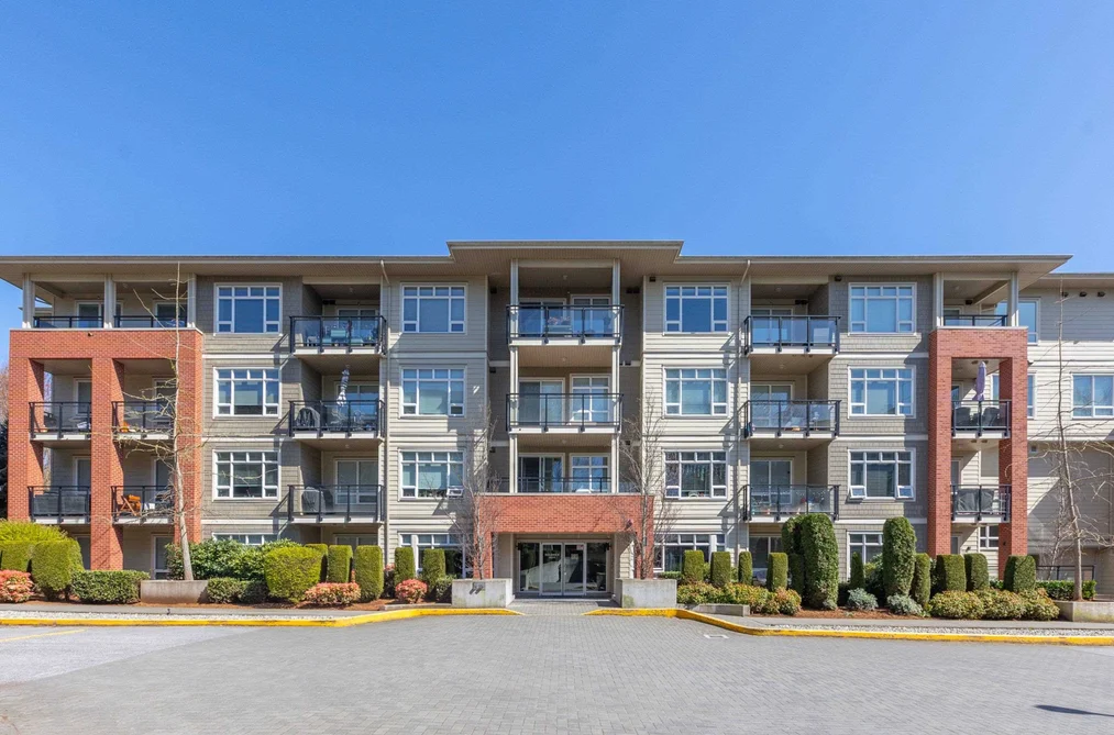 Condo for sale at B401 20211 66 Avenue Langley British Columbia - MLS: R3108376