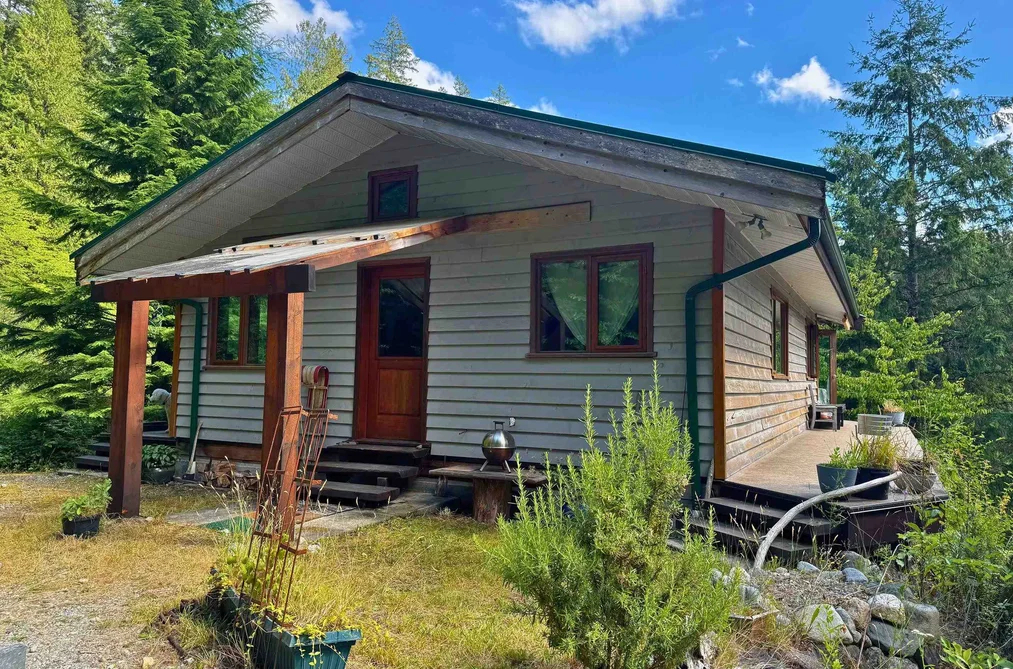 House for sale at Block R Jakes Landing Egmont British Columbia - MLS: R3144454