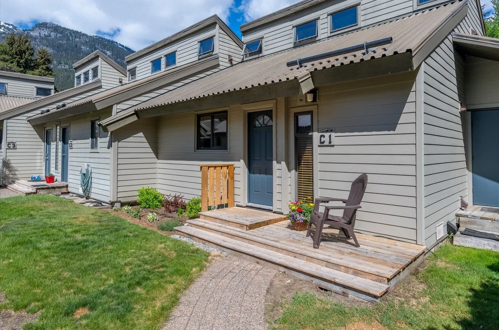 Townhouse for sale at C1 6900 Crabapple Drive Whistler British Columbia - MLS: R3122897