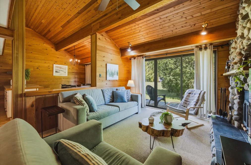C1 6900 CRABAPPLE DRIVE, Whistler BC V8E 0C5, Whistler BC — Residential for Sale - Photo 4