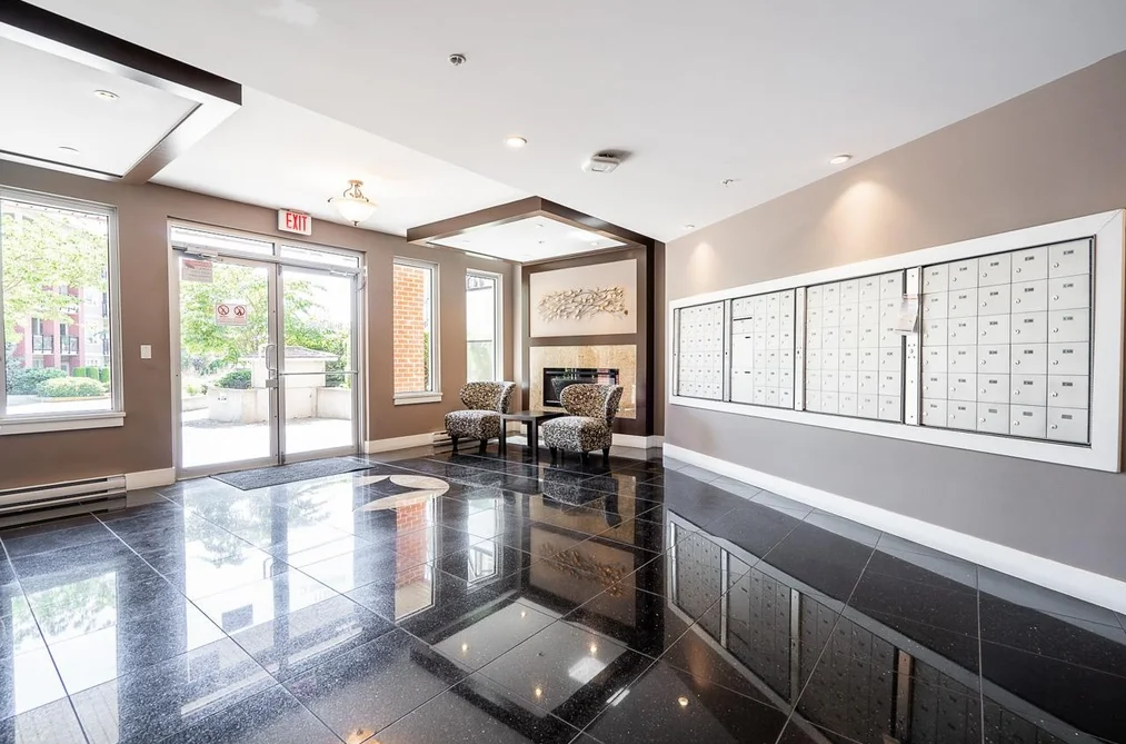 C420 20211 66 AVENUE, Langley BC V2Y 0L4, Langley BC — Residential for Sale — Photo 5 of 38