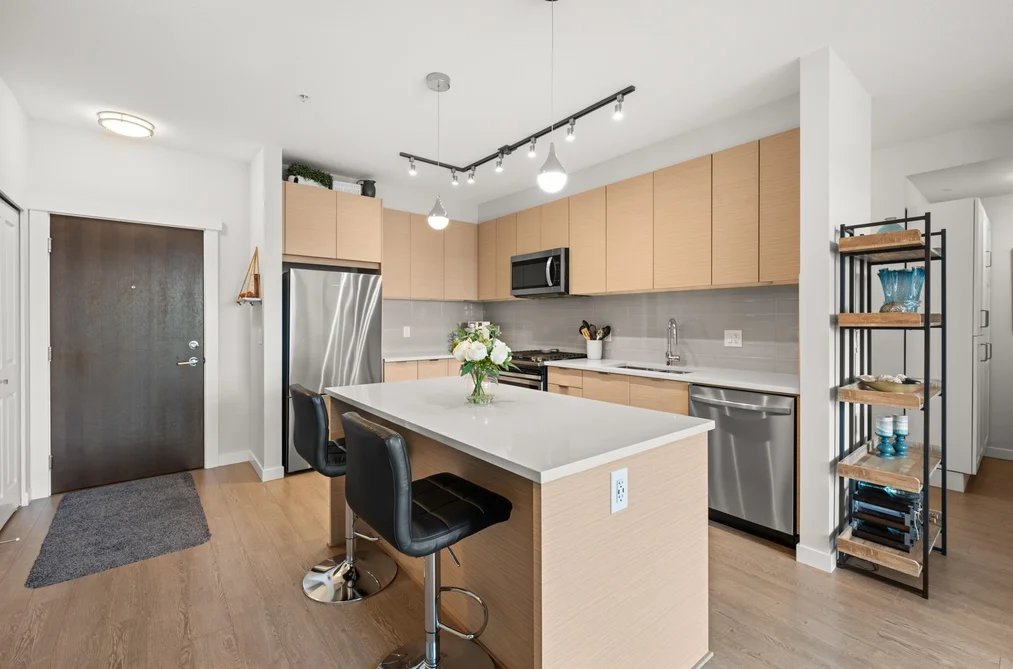 C504 8150 207 STREET, Langley BC V2Y 4J4, Langley BC — Residential for Sale - Photo 2