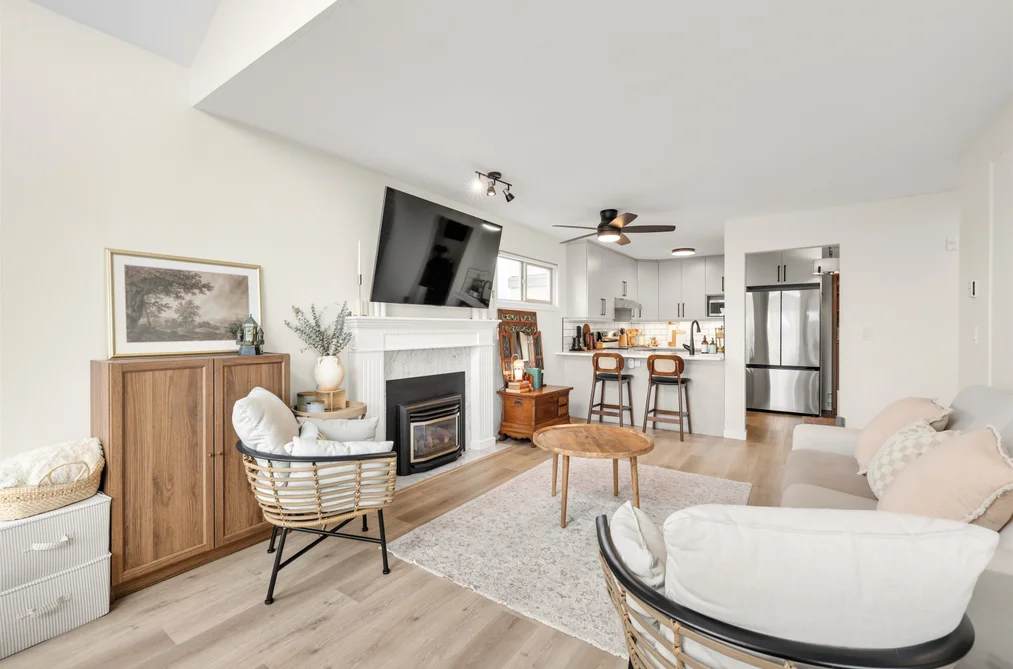 Condo for sale at D302 4845 53 Street Delta British Columbia - MLS: R3165439