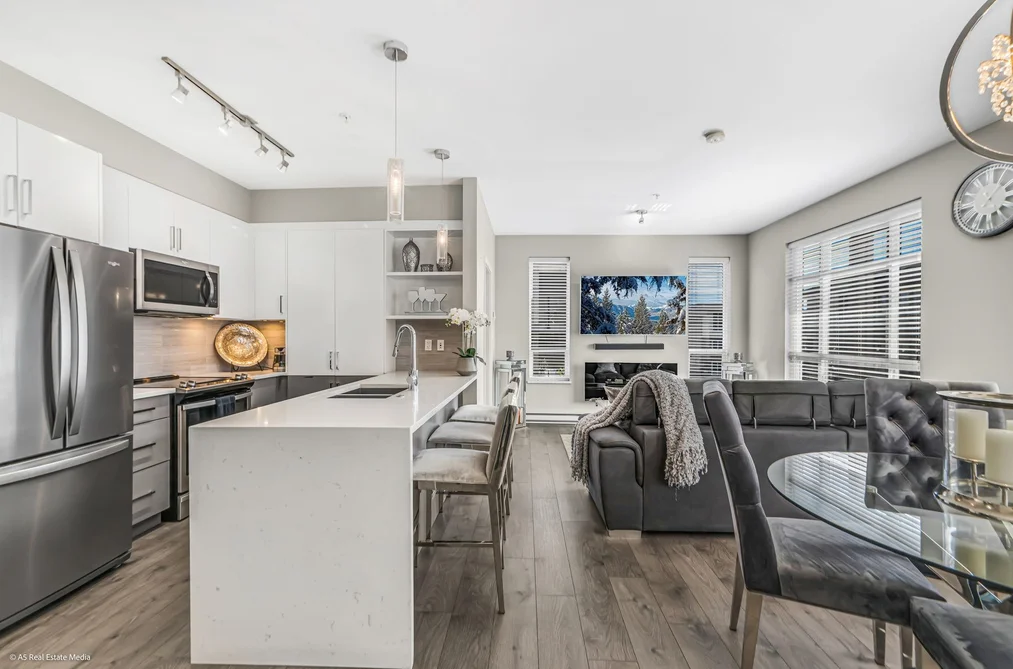 Condo for sale at D305 20211 66 Avenue Langley British Columbia - MLS: R3135734