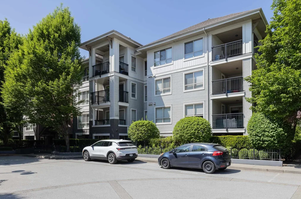 Condo for sale at D401 8929 202 Street Langley British Columbia - MLS: R3118164