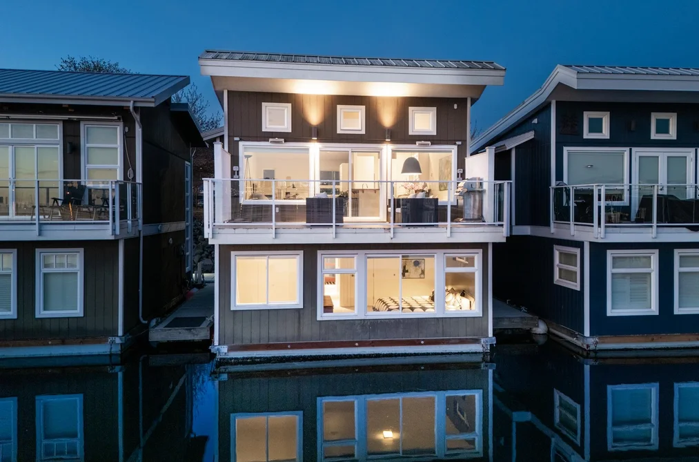 FRSL17 415 W ESPLANADE AVENUE, North Vancouver BC V7M 1A6, North Vancouver BC — Residential for Sale - Photo 3