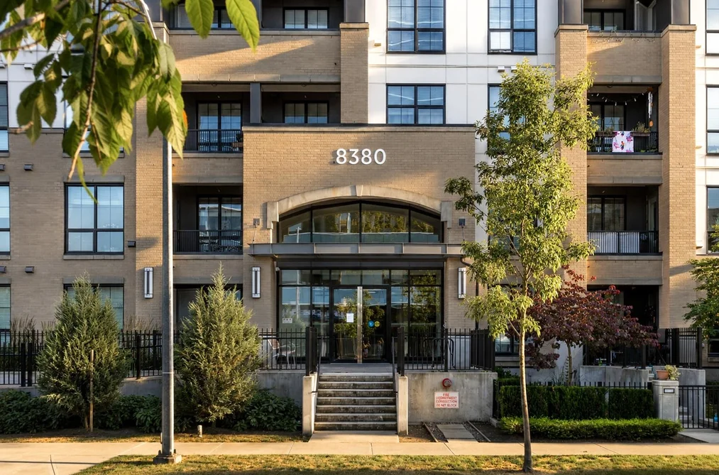 Condo for sale at 504 8380 200a Street Langley British Columbia - MLS: R3139559