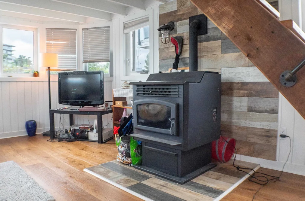GNB21-415 W ESPLANADE AVENUE, North Vancouver BC V7M 1A4, North Vancouver BC — Residential for Sale - Photo 5