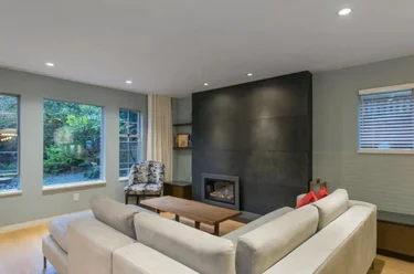 453X 16th Ave W Unit Ground Floor, Vancouver, BC - MLS: R3159559